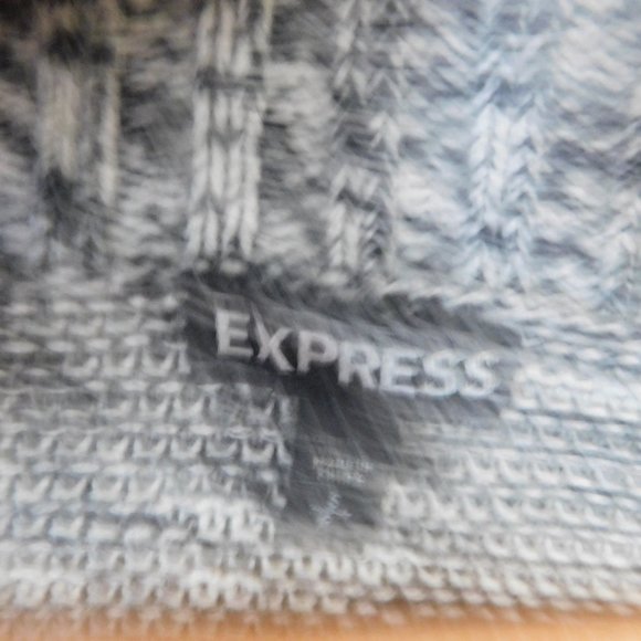 🦔Gray Cardi Knit - Picture 6 of 7